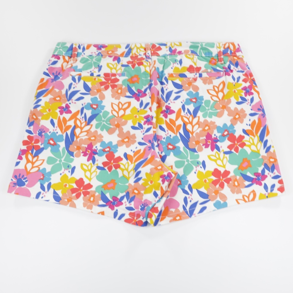 St. John's Bay Women Mid Rise Stretch Floral Chino Shorts Multicolor 18 Tall - Picture 4 of 9